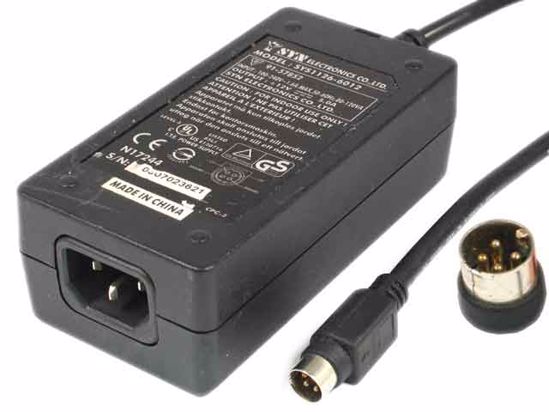 Other Brands SYN Electronics AC Adapter 5V-12V 12V 5A, 4-Pin, P1 4=