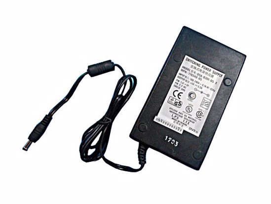 DVE DSA-0301-05 AC Adapter 5V-12V 5V 5A, 5.5/2.5mm, IEC C14