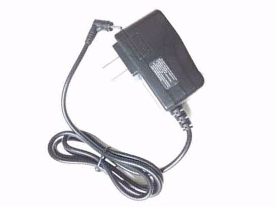 FlyPower PS18C050K2500UD AC Adapter 5V-12V 5V 2.5A, 2.5/0.7mm, US 2P Plug, New