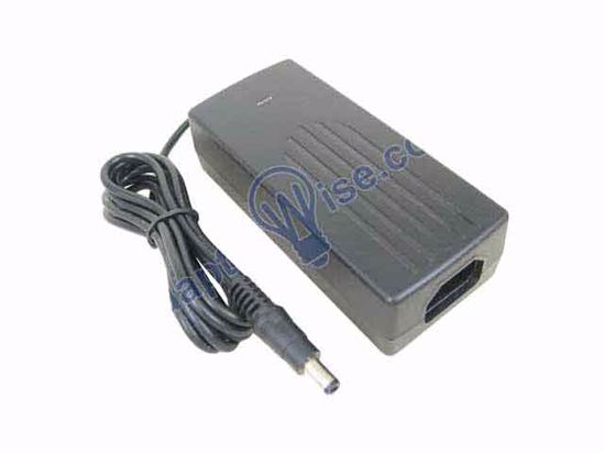 Li Shin LSE0107A1230 AC Adapter 5V-12V 12V 2.5A, Barrel 5.5/2.5mm, IEC C14