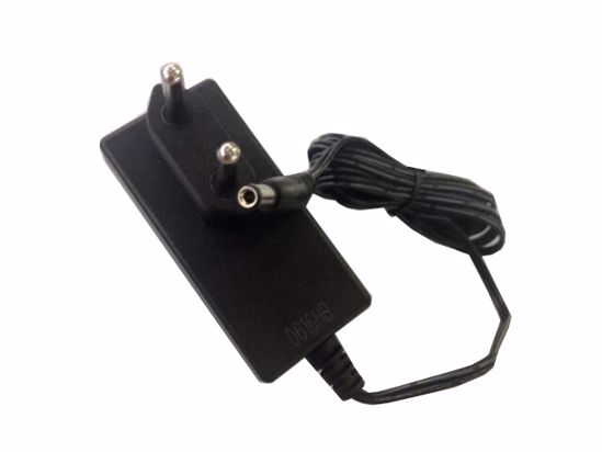 DVE DSA-27PFA-12 AC Adapter 5V-12V DSA-27PFA-12