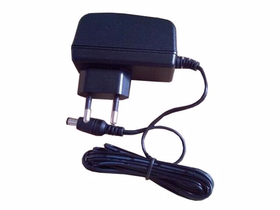 Salcomp S05A00 AC Adapter 5V-12V S05A00