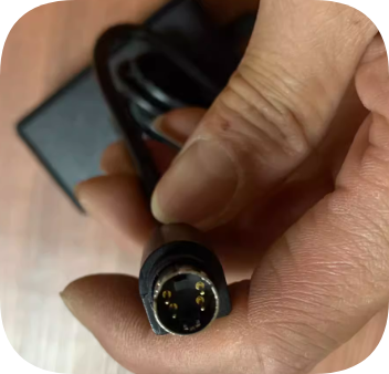 *Brand NEW*9V 2A AC ADAPTER ZH-27-000 FJ-SW20180902000 Power Supply